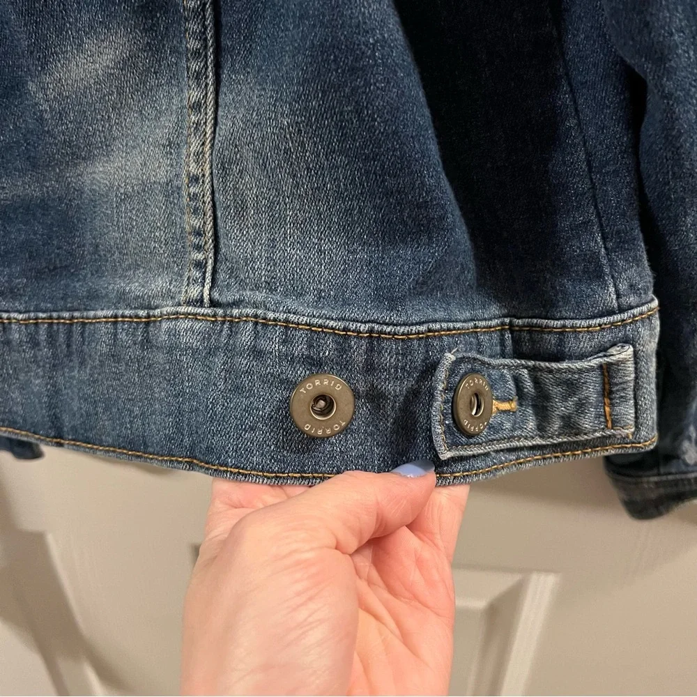 Torrid Denim Jacket, Size 2 - Picture 3 of 8